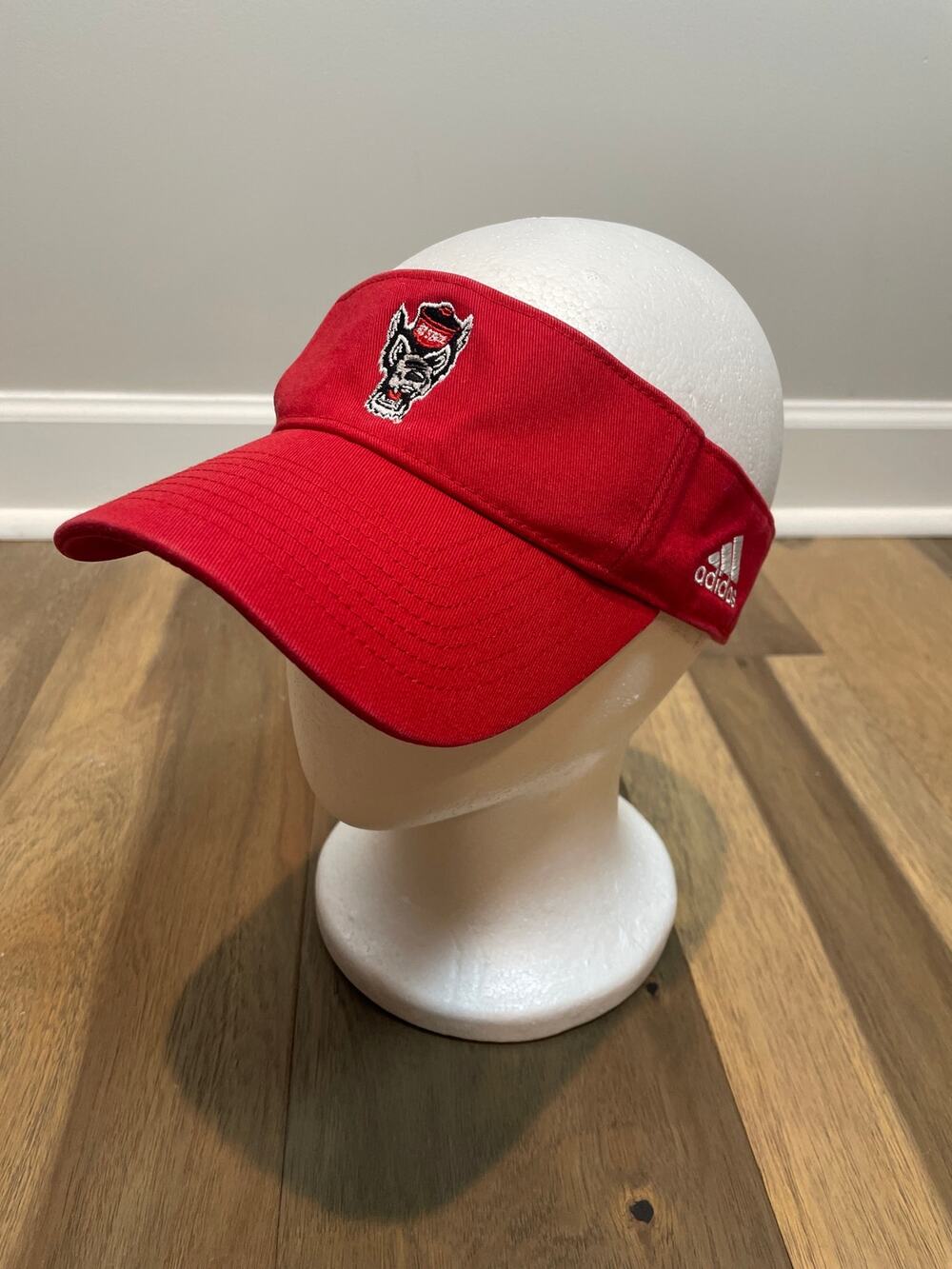 adidas Men's NC State Wolfpack Red Sideline Performance Visor